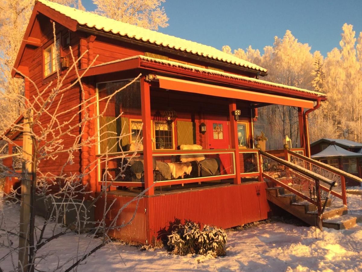 Mysigt Boende I Raettvik Med Utsikt Oever Siljan Exterior foto
